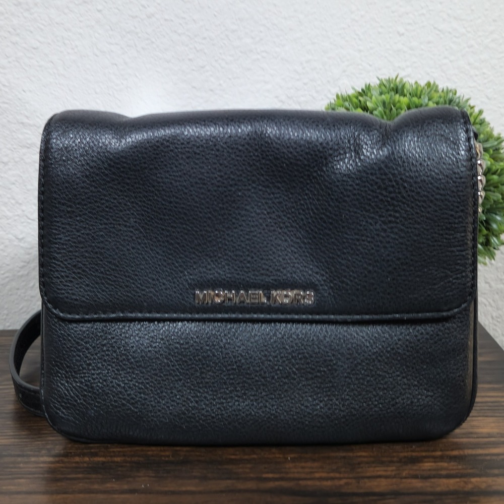 Michael Kors Bedford Double Gusset Pebble Leather Crossbody Bag Chain Purse